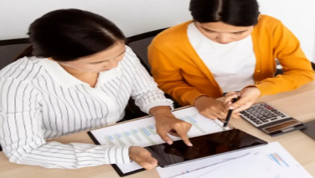 Small Business Finance: A Simple Guide to Successful in 2025