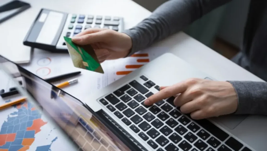 Online Banking: A Revolution in the Way We Manage Money 2025
